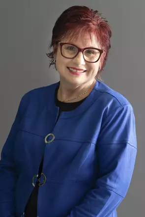 Rhonda Parente, Niagara Falls, Real Estate Agent